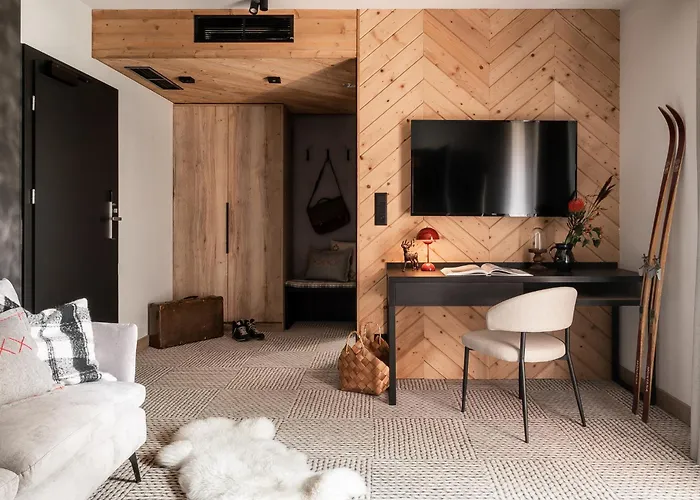 Stefanova & ホテル